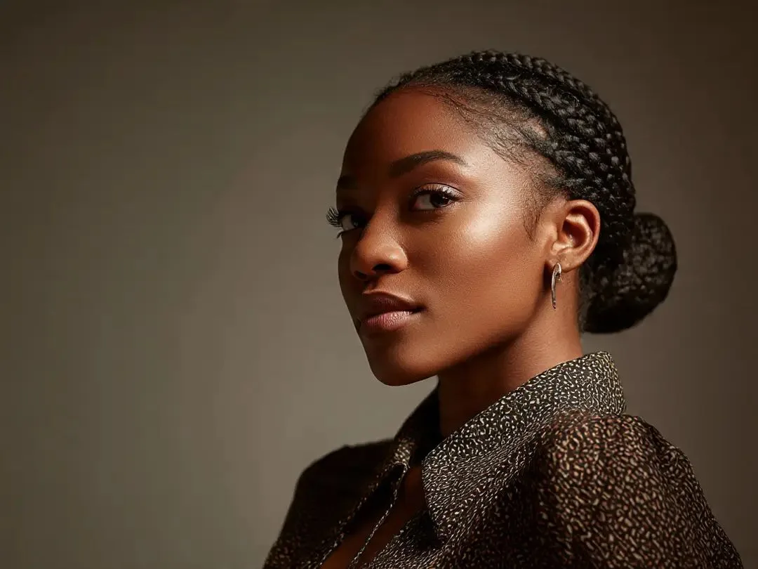 17 Daily Habits That Actually Build Your Confidence (Not Just Hype It)